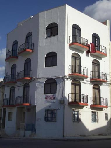 Sunset Seaview Apartments