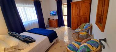 Villa Bronja Studio airconditioned apartment Xlendi