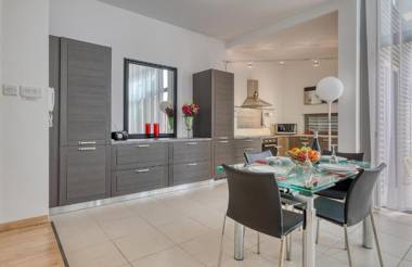 Duplex Luxury Apartment in Portomaso with Pool