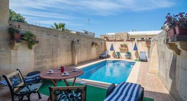 Ta' Bejza Holiday Home - Xewkija Gozo