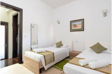 Villa Harbour Views Gozo With Shared Pool