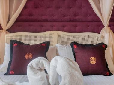 Chapel 5 Palazzo Suites B&B