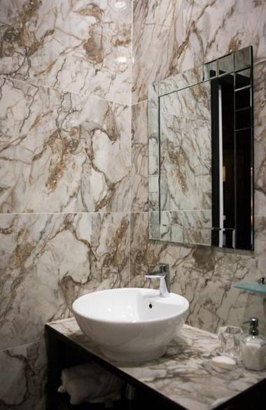 Julina Boutique Living