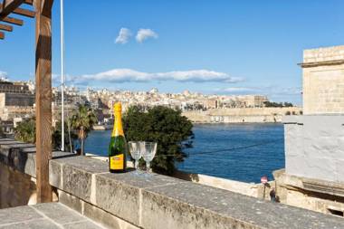 Traditional Maltese Townhouse Roof Terrace and Views