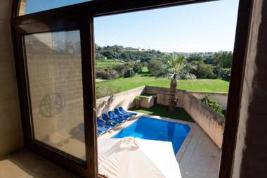 Villa Centre Island Gozo Private Pool