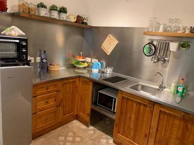 Rose Building Apartment