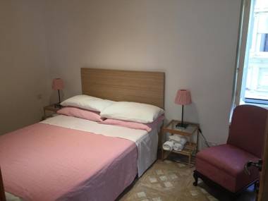 Rose Building Apartment