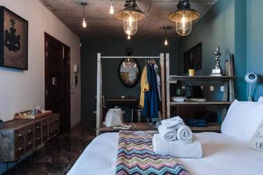 Talbot & Bons Studio Flat