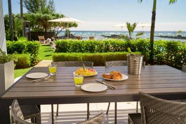 Plage Bleue Beachfront by LOV