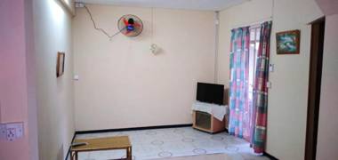 One bedroom appartement with shared pool furnished terrace and wifi at Trou aux Biches 1 km away from the beach