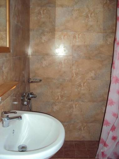 Chetty Tourist Residence