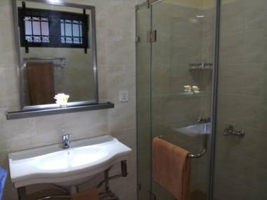 The Monalysa Suites & Residence