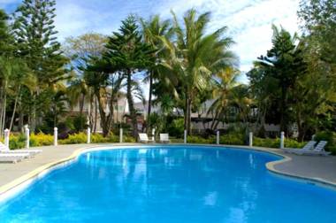 One bedroom appartement at Grand Baie 800 m away from the beach with shared pool enclosed garden and wifi