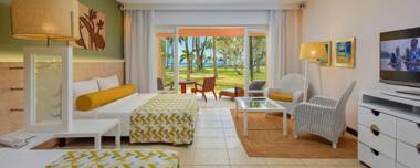 Victoria Beachcomber Resort & Spa
