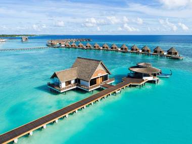 Mercure Maldives Kooddoo All-Inclusive Resort