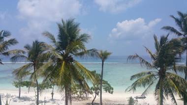 Hathaa Beach Maldives