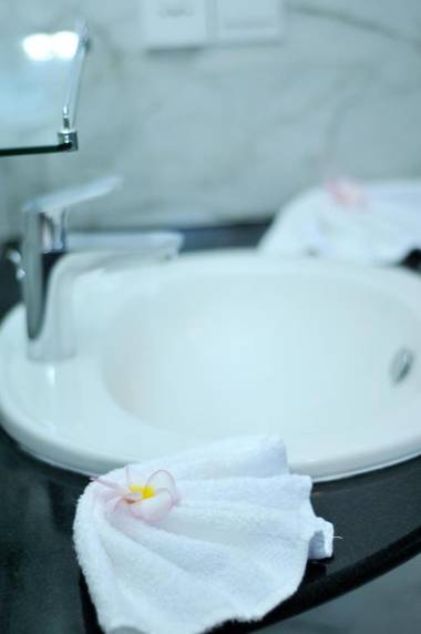 Antares Dhangethi & Spa