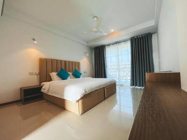 Sunrise by white sand dhigurah