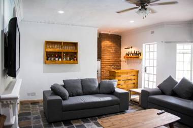 The Leslie - Bed & Breakfast