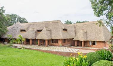 Kumbali Country Lodge
