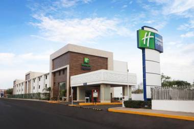 Holiday Inn Express Piedras Negras an IHG Hotel