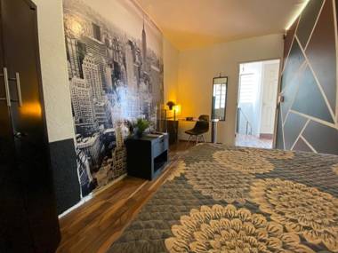 Roomies Hostel Condesa