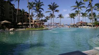 Suites at VDP Flamingos Beach Resort and Spa