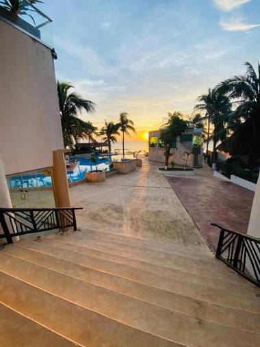 Le Reve by MIJ - Beachfront Hotel