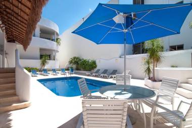 Lovely 4BR Condo in the Heart of Playa del Carmen!