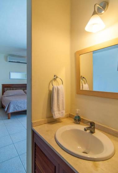 Lovely 4BR Condo in the Heart of Playa del Carmen!