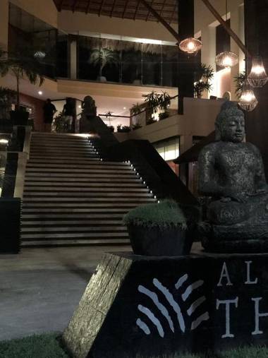 Aldea Thai Beachfront Condos