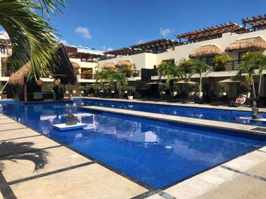 Aldea Thai Beachfront Condos