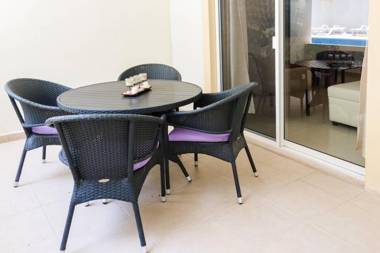 Modern Condo Just Steps to Mamitas Beach & 5th!