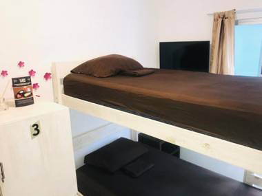 AquaMarina Suites - Shared room close to 5th Avenue