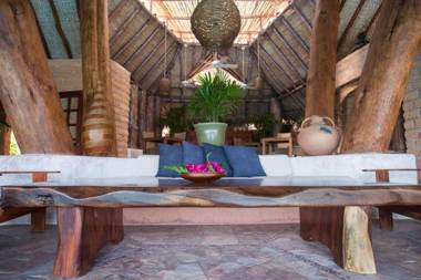 Villa El Ensueño by La Casa Que Canta