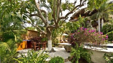 La Villa Luz (sólo adultos)