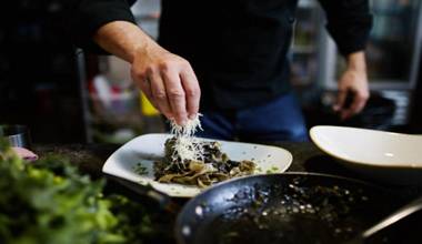 Mesón De Leyendas Breakfast & Downtown