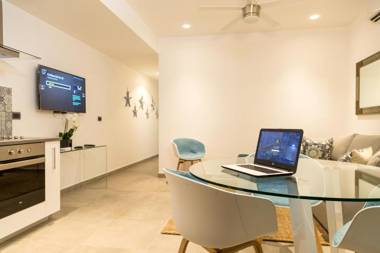 Stylish One Bedroom for up To 4 People at Aldea Zama