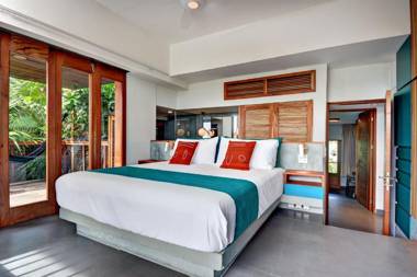 luxury beachfront villa in Sian Kaan