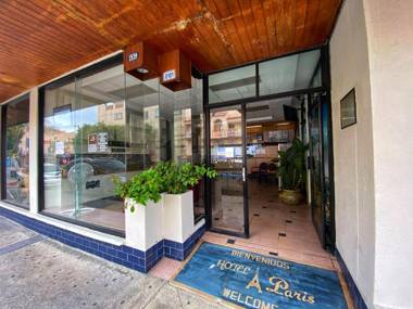 Paris Hostel