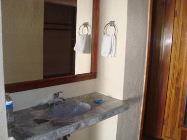 Hotel Lacantum by Rotamundos