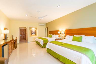Hotel Ecce Inn & Spa