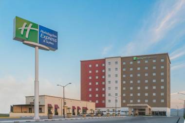 Holiday Inn Express & Suites LEON - AEROPUERTO