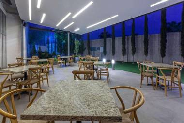 TRYP by Wyndham San Luis Potosi Hotel & Suites