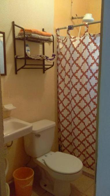 Casa Valle Dorado SJR Fam