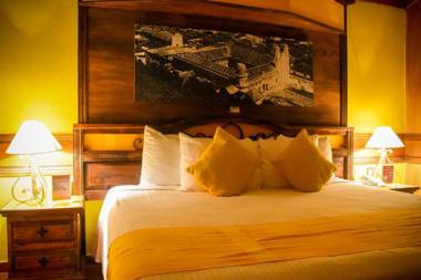 Nuestras Raíces Hotel - Museo - Restaurante