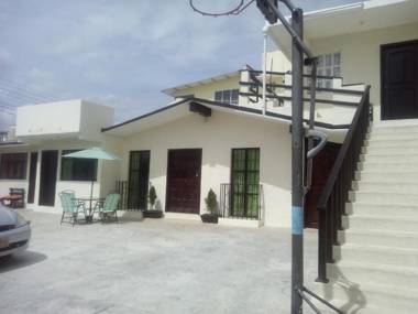 Hotel D'Lina Princess Suites