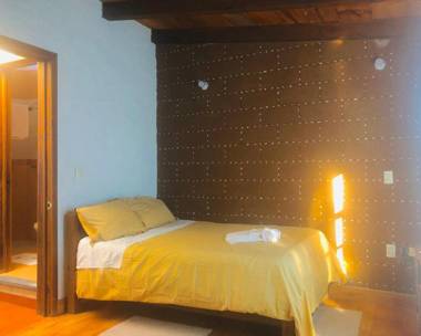 Comfy Bedroom Town House Garden & Market Area