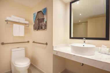 One Saltillo Aeropuerto