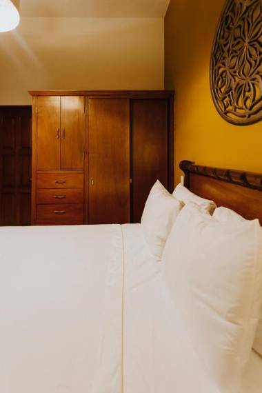 Dos Patios Querétaro Curamoria Collection